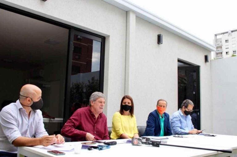 El último informe de la comisión legislativa motivó una carta del nuevo presidente de Vicentin desechando apreciaciones y pidiendo ser escuchado por los diputados.     El Litoral