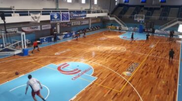 El básquetbol es una de las actividades que identifica a esta ejemplar institución del departamento Iriondo