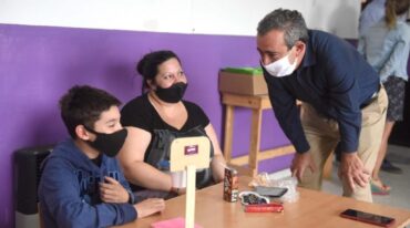 El intendente Pablo Javkin visitó el CCB La Tablada. Gentileza: prensa Municipalidad de Rosario.