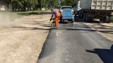 El tramo en el cual se trabaja incluye 5.375 metros del camino provincial sobre la Ruta Provincial Nº 3 y otros 890 dentro del predio de la unidad penitenciaria. Gentileza.