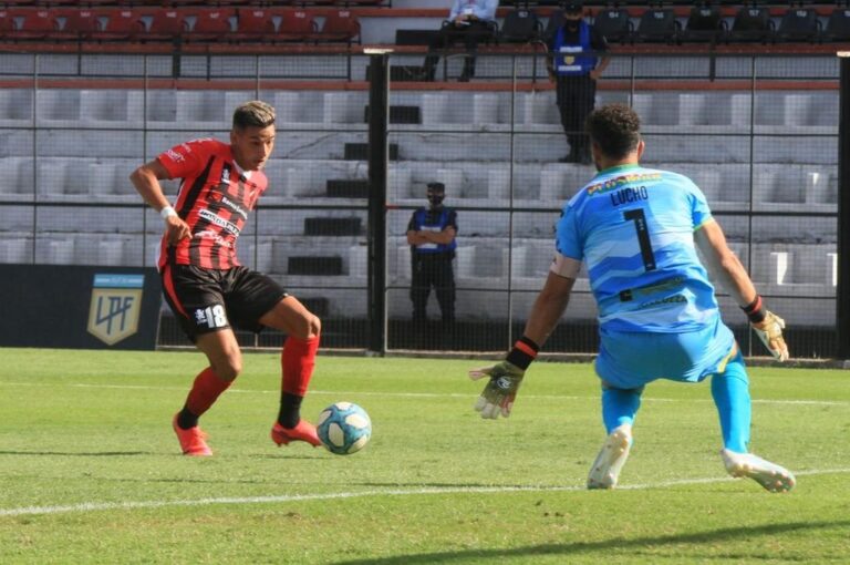 José Barreto aportó en el primer tiempo