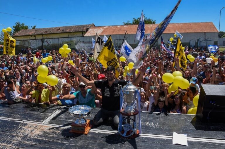 La Copa de Plata llegó a General Ramírez. José Prinsich
