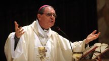 monseñor Oscar Ojea Archivo