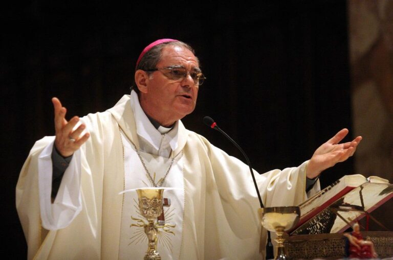 monseñor Oscar Ojea Archivo