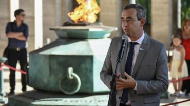 "El Frente tiene que reforzar su identidad"