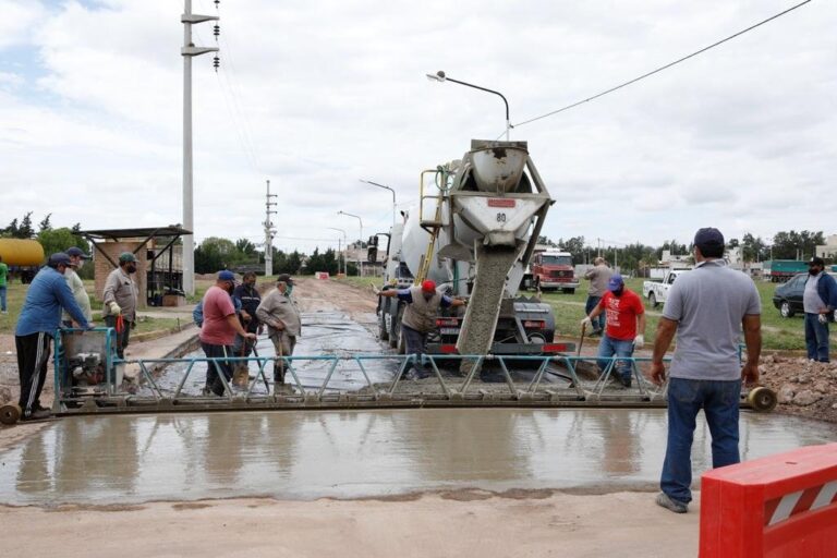 Pavimentación de diversas arterias para remover asfaltos en mal estado; en este caso