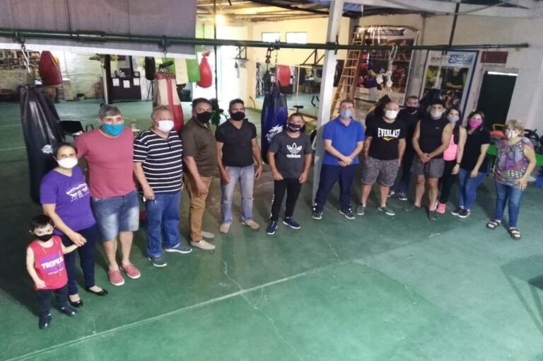 El gimnasio de Ministerio fue la sede donde se confeccionó la flamante comisión directiva de la nueva Comisión Municipal de Boxeo. Gentileza Raúl Digiovani