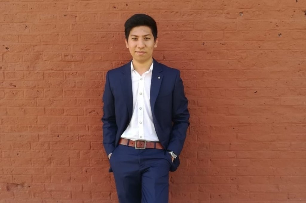 Un muy joven autor que demuestra lo que es aterrar al lector.  Gentileza.