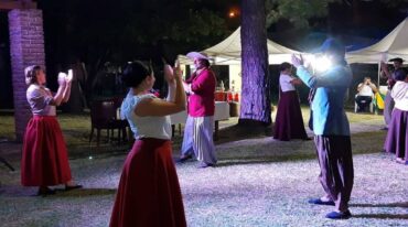En la velada se presentó la Agrupación Chajarí Danza.