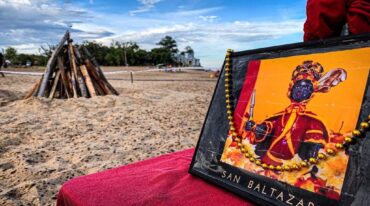 El altar de San Baltazar a orillas del río Uruguay. Dirección de Cultura Municipalidad de Concepción del Uruguay
