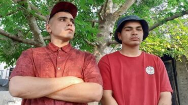 Nazareno Moreno y Esteban RL se presentan este jueves en parientes del bar a partir de las 20 horas.