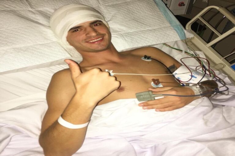 Ivo tras operarse del tumor. Una historia de superación.