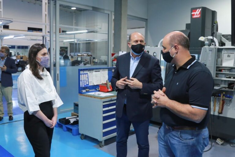 El gobernador Omar Perotti recorrió en noviembre la firma santafesina Terragene