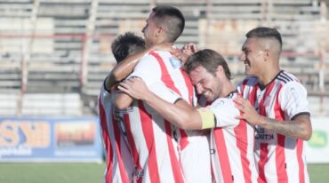 La tercera jornada se disputó el miércoles y en esta ocasión 9 de Julio de Rafaela se aprovechó de Adiur de Rosario y festejó 3-1