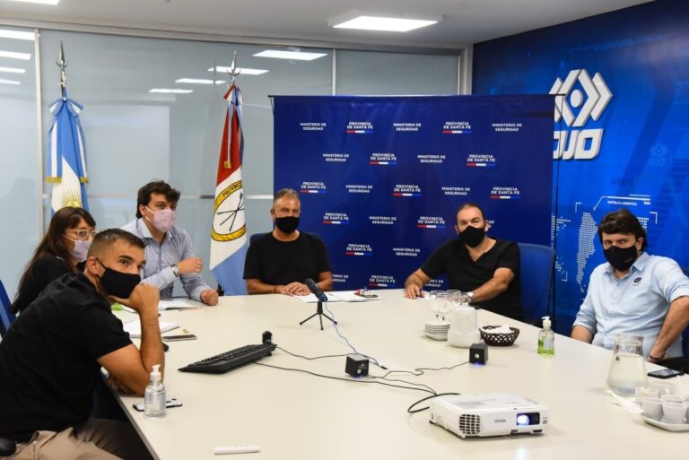 Acción conjunta. Autoridades locales y provinciales acordaron "intervenciones aleatorias y sorpresivas con controles de alcoholemia en distintas horas durante el fin de semana". Gentileza.