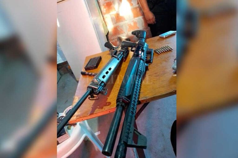 Entre otras armas