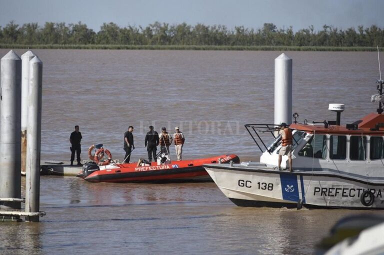 El cuerpo de Orellano fue rescatado de las aguas del río Paraná. Archivo El Litoral