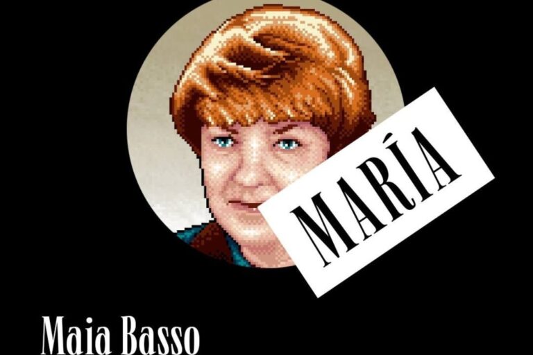 El arte de tapa en donde se ve el rostro de Maria Elena en una resolución de 8 bits
