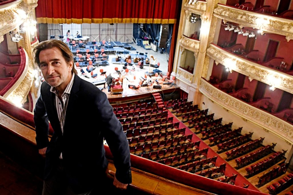 El presidente de la institución