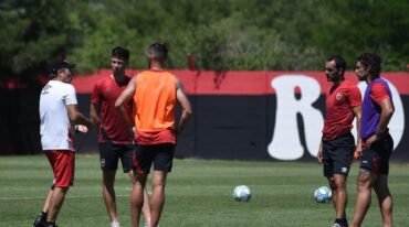 Cuenta las horas. El plantel dirigido por Frank Kuldelka juega mañana ante Vélez. Archivo.