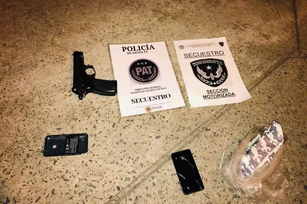 El delincuente "descartó" su pistola de grueso calibre antes de ser arrestado