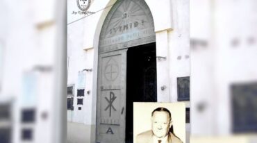 Los portones de la Basílica de Aránzazu fueron realizados por los herreros Celestino (foto) y Ernesto Franceschelli.