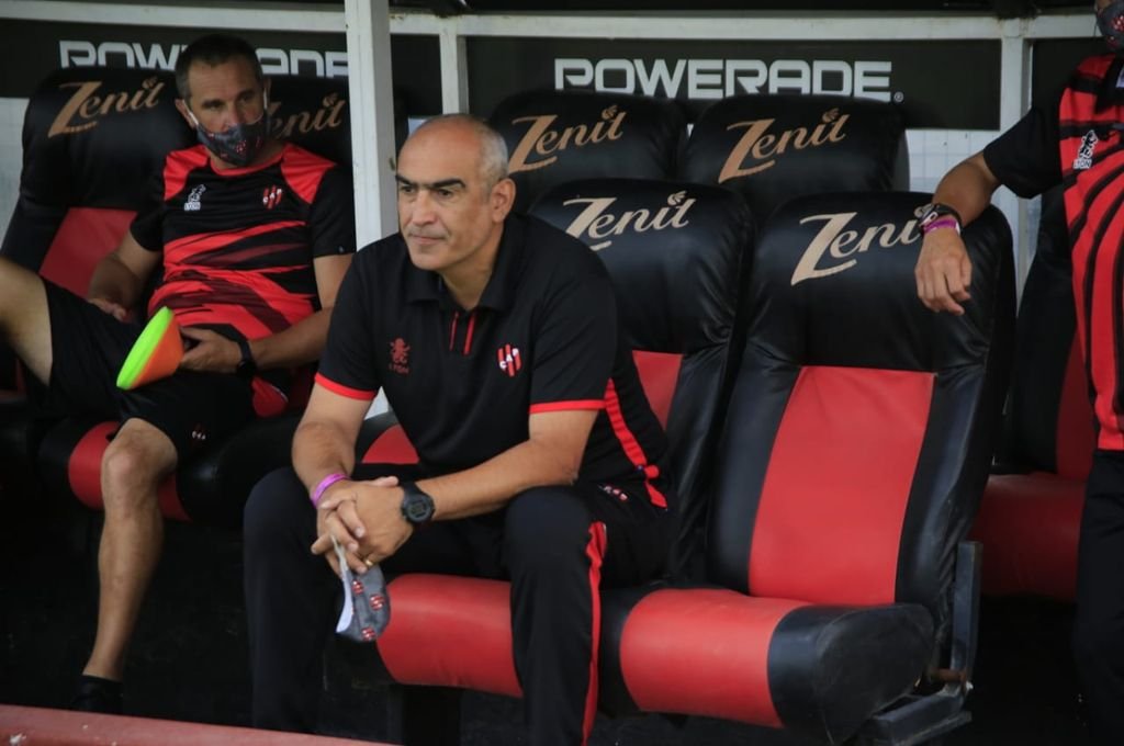 Iván delfino vuelve al banco de Patronato. Será hoy ante Talleres en Córdoba.  Archivo