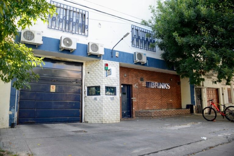 El frente de la firma