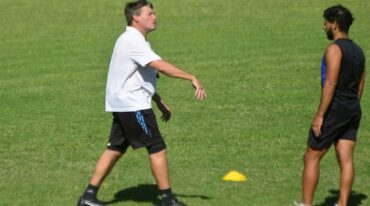 En Don Bosco se inició la era de Hernán Heinze como DT.  Marcelo Miño