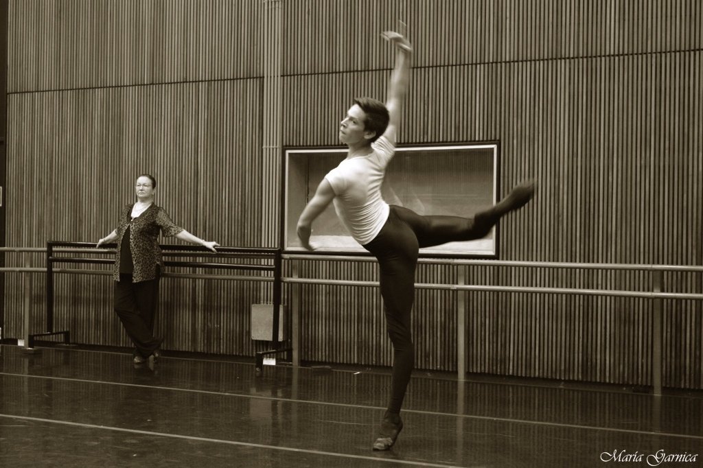 "Ballet en Concierto" comprende escenas de ballet a cargo de solistas del Ballet Ruso de Rosario
