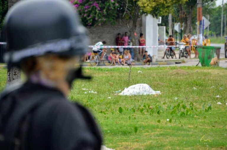 La víctima fue ultimada en las inmediaciones del cementerio. Marcelo Manera.