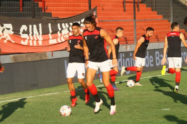 Dylan Gissi fue de lo más destacado de Patronato frente a Independiente.  Marcelo Miño