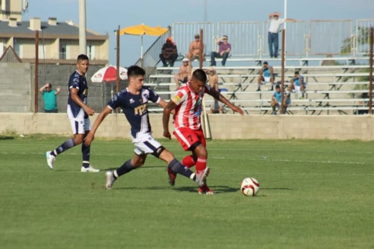Ben Hur sabe jugar esta clase de partidos y lo demuestra: goleada a Atlético Paraná para meterse en la final por el ascenso al Federal A. Gentileza: prensa Torneo Regional Amateur.