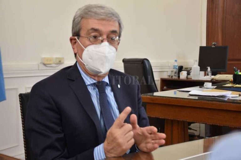 Agosto destacó la muy buena relación que tiene con el ministerio del Interior y de Economía.    Flavio Raina