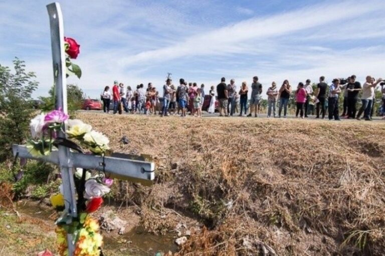 El dolor de familiares y amigos de las víctimas a cuatro años de un accidente que
