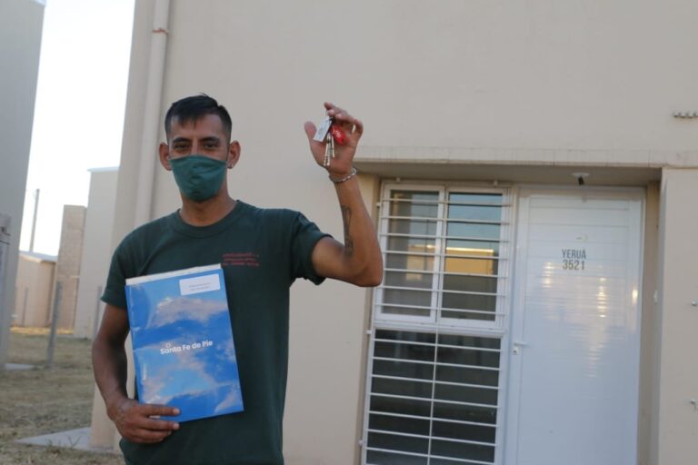 Las casas son de dos dormitorios y serán de tres tipologías: planta baja