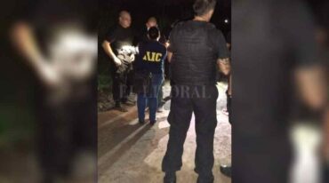 El personal policial tuvo una ardua tarea para acceder al lugar del hecho