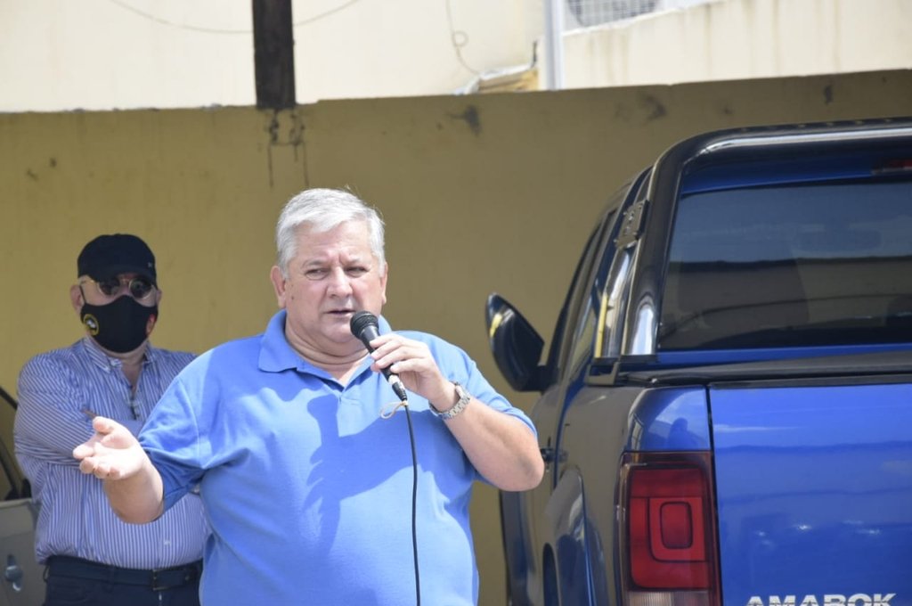 El titular de la administración timbuense realizó el anuncio en las instalaciones comunales. Comuna de Timbúes