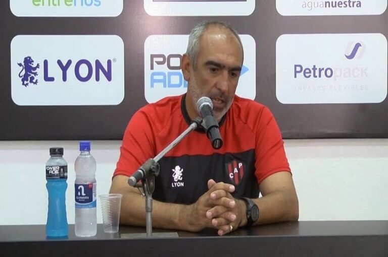 Delfino no dio indicios del equipo en conferencia de prensa. Gentileza