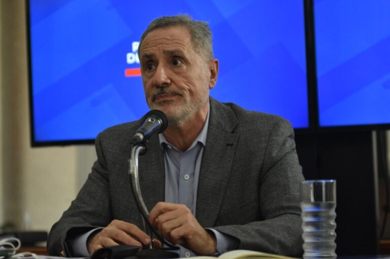 Marcelo Sain podría ser relevado de su cargo de ministro de Seguridad de la provincia. Manuel Fabatía