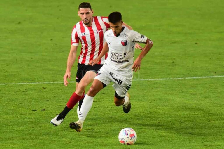 Nicolás Leguizamón desperdició dos ocasiones claras ante Argentinos y necesita retomar la senda del gol. Dolores Ripoll