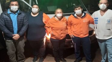 Parte del equipo de la línea 107 de emergencias del Hospital Centenario