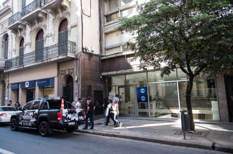 El inmueble allanado de San Lorenzo 1.329. Marcelo Manera.