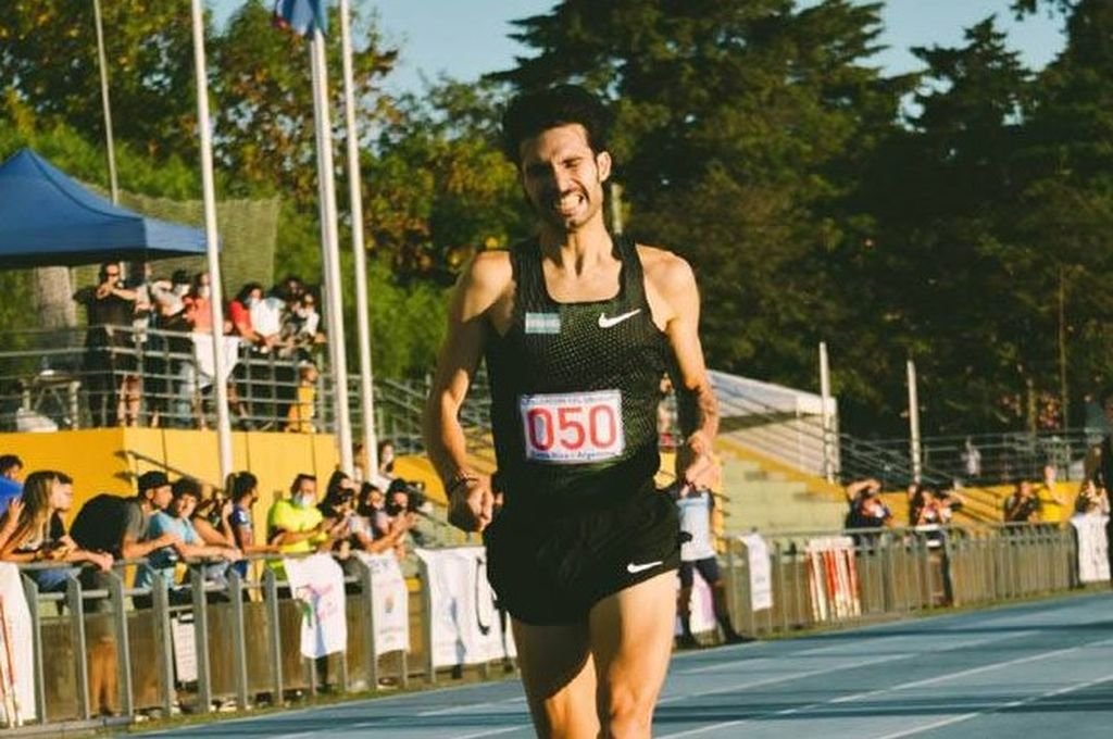 Bruno continúa dejando su huella en el atletismo nacional Estefania Burgos