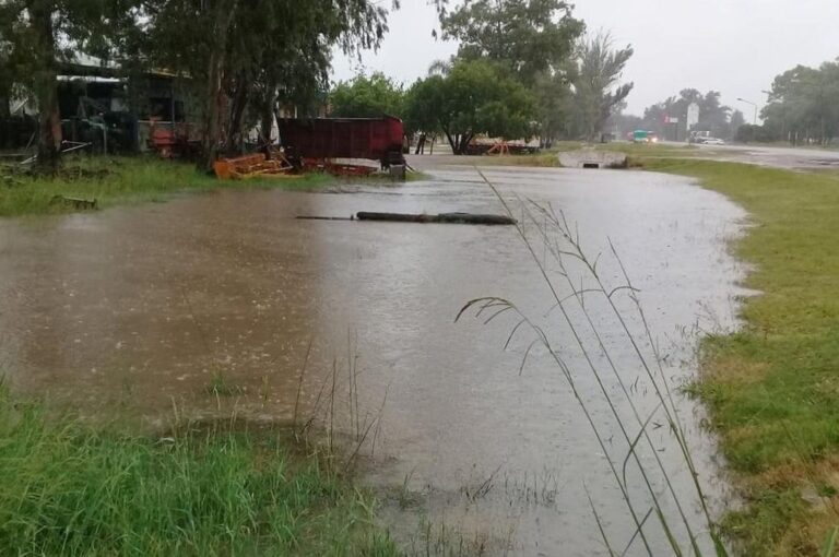 Producto de las incesantes lluvias