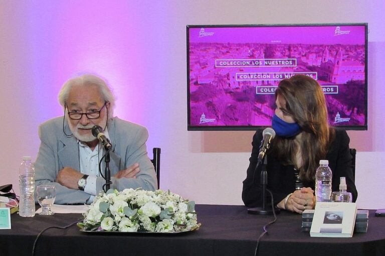 El coordinador de la colección 'Los Nuestros'