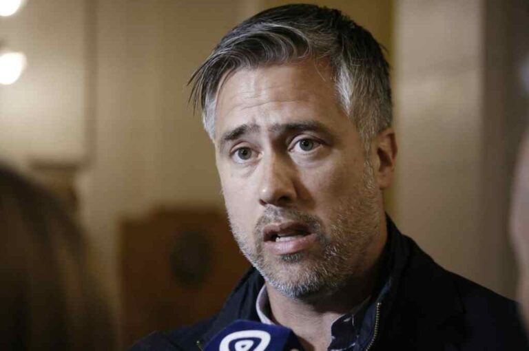 Busatto defiende la vuelta de Sain al OI.    Archivo El Litoral