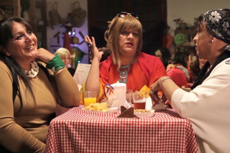 Karla Ojeda-Susy Schok-Maira Ramírez en "El laberinto de las lunas". Gentileza Producción