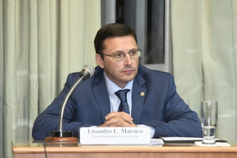 Dr. Lisandro Mársico