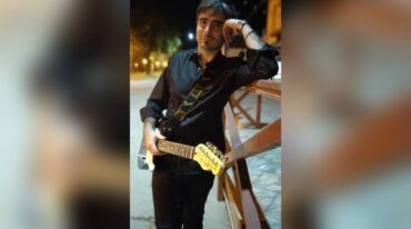 El músico y docente de María Grande lanzó su noveno material discográfico.